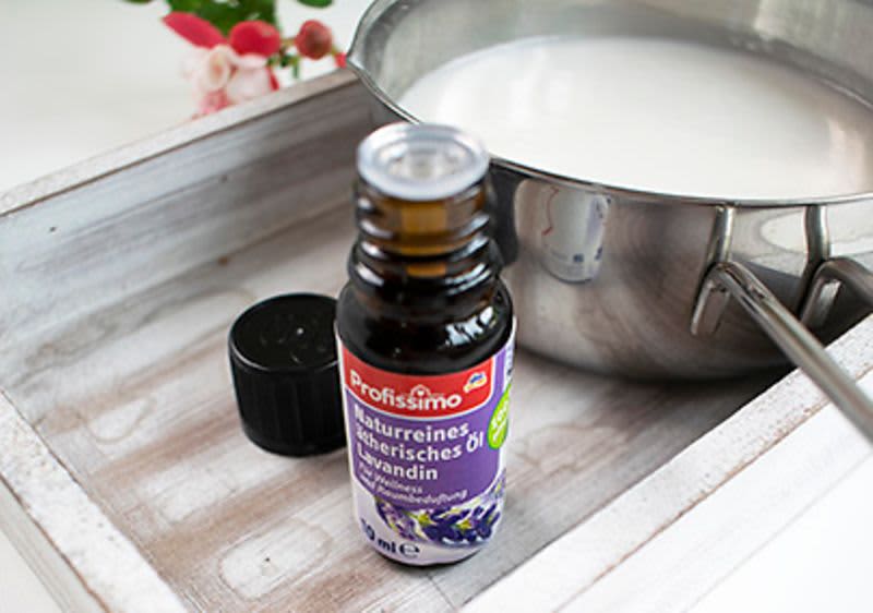 Lavendelöl hinzufügen