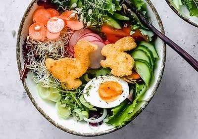 Ostersalat mit Polentaschnitten
