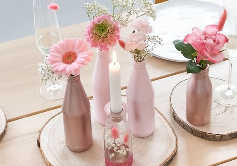 Tischdeko zur Hochzeit romantisch in rosa