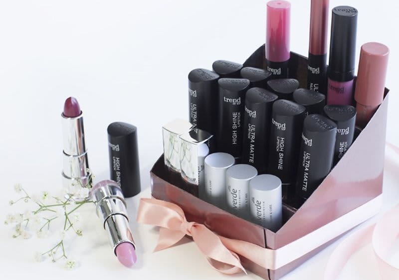 LipstickboxVideobild