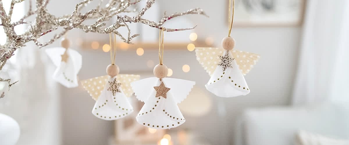 Gebastelte Engel Aufhaenger