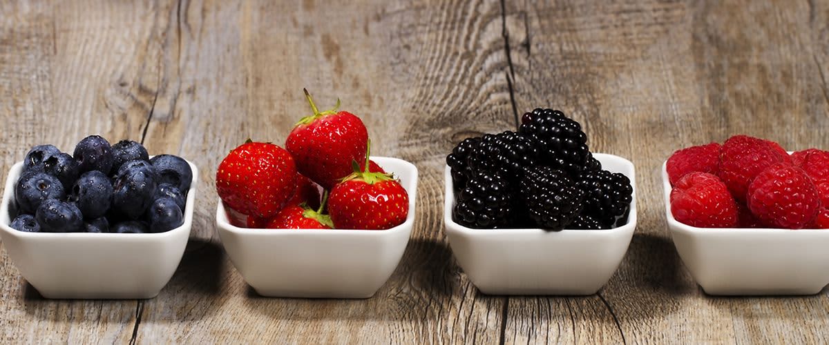 Erdbeeren und Heidelbeeren