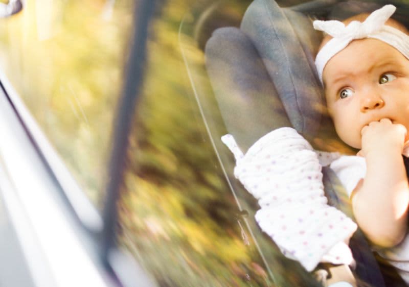 Baby im Auto