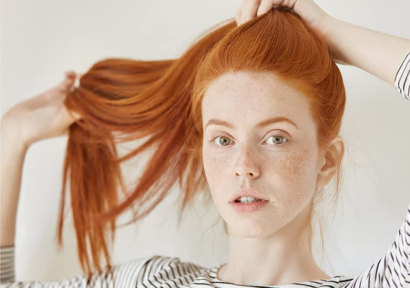 Mädchen mit roten Haaren