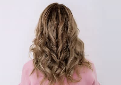 Hellbraune Haare