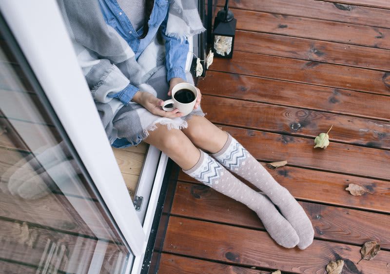 Füße in dicken Socken