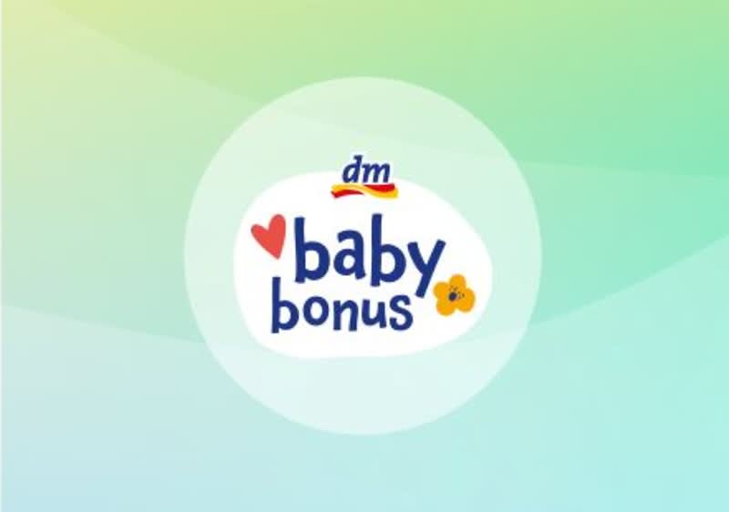 Babybonus Logo mit Herz und Blume auf grünem Hintergrund