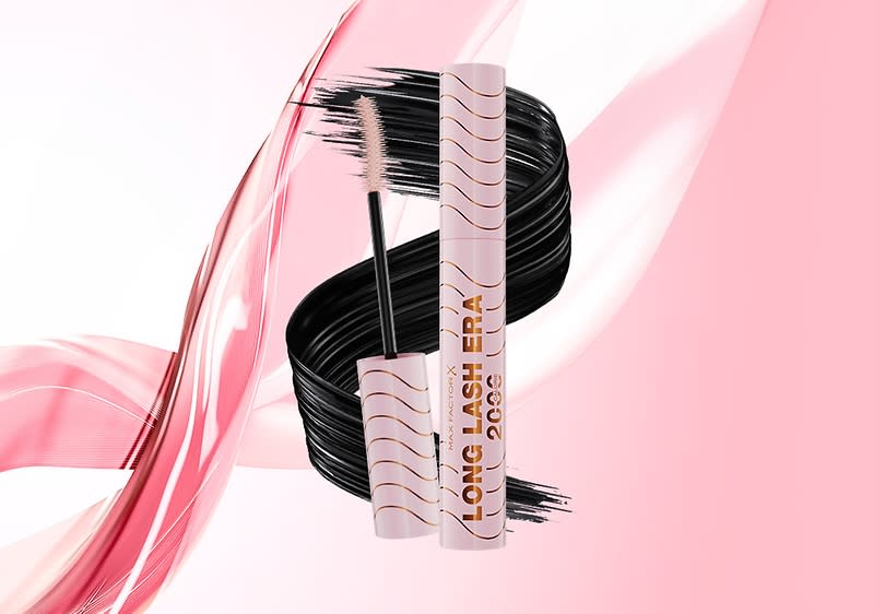 Wimperntusche mit rosa und schwarzem Hintergrund