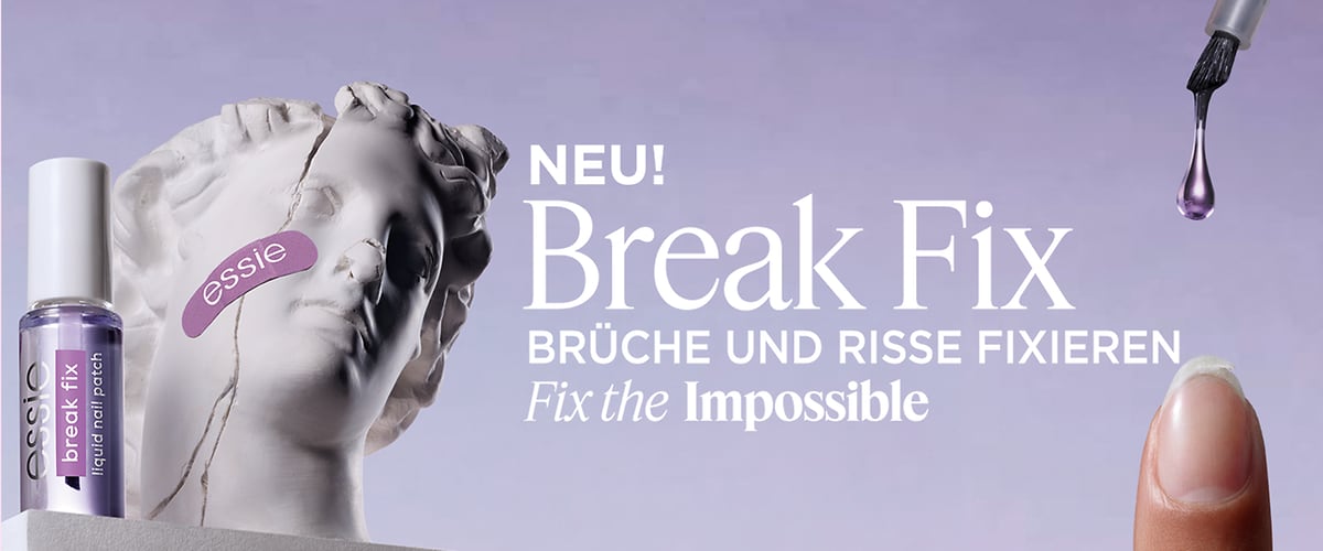 Lila Essie-Nagellackflasche mit der Aufschrift „Break Fix“. Daneben ein Tropfen und eine Statue mit Essie-Logo. Text: „Brüche und Risse fixieren“