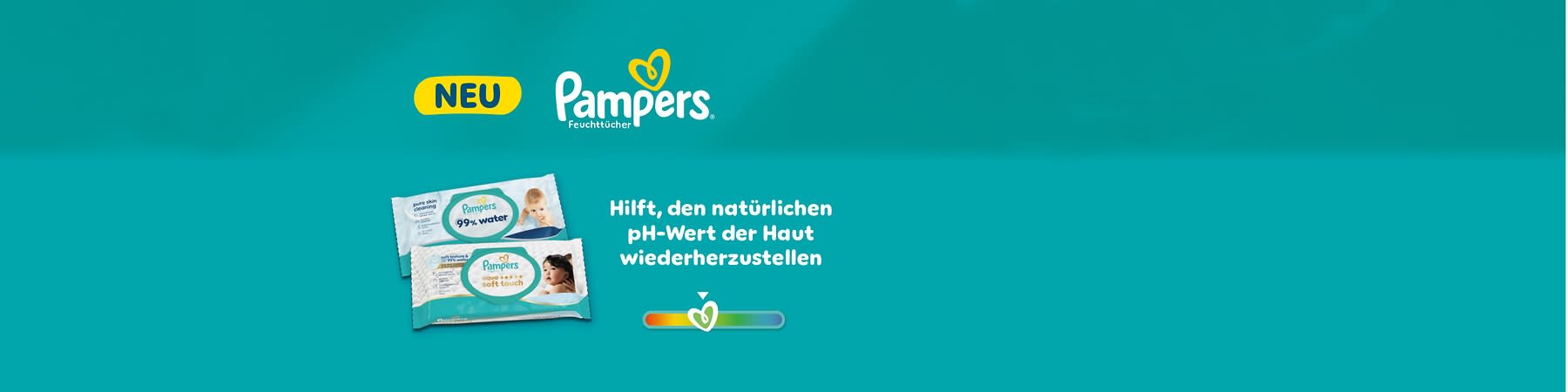 Türkisfarbener Werbehintergrund mit zwei Pampers-Feuchttuch-Packungen links, gelbem NEU-Badge oben links, rechts Text Hilft, den natürlichen pH‑Wert der Haut wiederherzustellen und darunter ein farbiger pH‑Skalen-Balken mit Herzsymbol