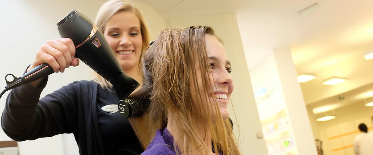 Friseurstudiobehandlung