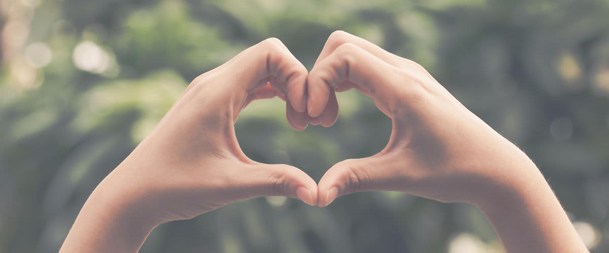 Hände in Herzform