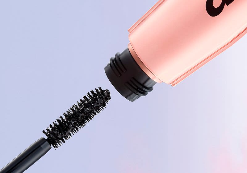 Die Volume Bürste der Air Volume Mega Mascara von L'Oréal