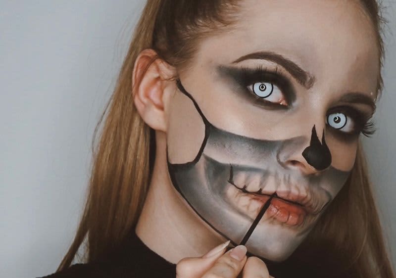 Schritt 2: Schwarzen Eyeliner für Details verwenden