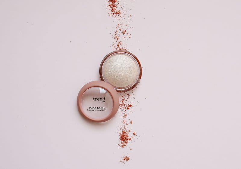 Schritt 5: Highlighter um einzelne Partien hervorzuheben auftragen.