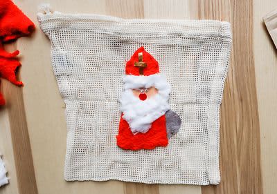 Nikolaus auf Obstsackerl