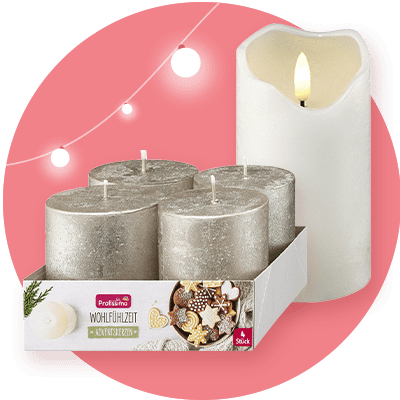 Vier silberne Stumpenkerzen in einer Verpackung mit der Aufschrift „Profissimo Wohlfühlzeit Winterkerzen“ und einer weißen LED-Kerze im Hintergrund