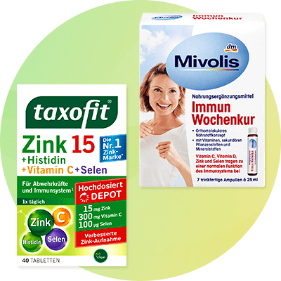 Links eine Verpackung von Taxofit mit der Aufschrift „Zink 15 + Histidin + Vitamin C + Selen“, daneben eine Verpackung von Mivolis mit der Aufschrift „Immun Wochenkur“ und „Nahrungsergänzungsmittel“. Unten sind Details zu Inhaltsstoffen wie Zink, Vitamin C und Vitamin D zu sehen.