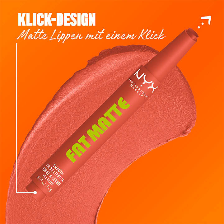 Eine rote Lippenstiftverpackung mit der Aufschrift „NYX Professional Makeup“ und „Fat Matte“. Im Hintergrund ein roter Farbstrich. Oben steht der Text „Matte Lippen mit einem Klick“