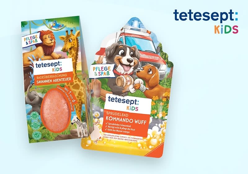 Zwei Verpackungen von tetesept Kids Badezusätzen liegen nebeneinander, links eine orangefarbene Verpackung mit einem Dschungelmotiv, auf dem ein Löwe und eine Giraffe zu sehen sind, rechts eine pinkfarbene Verpackung mit einem Elfenmotiv, auf der ein kleiner Elf mit einem Zauberstab und einem Einhorn abgebildet ist, oben rechts im Bild befindet sich das tetesept Kids Logo in blauer und bunter Schrift