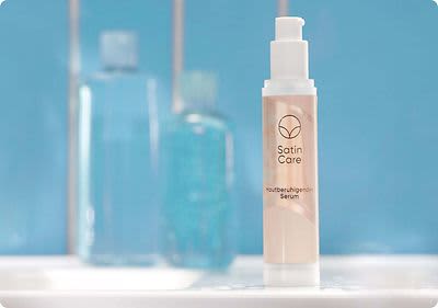 Für die tägliche Anwendung: Das feuchtigkeitsspendende Serum von Gillette Venus und Satin Care