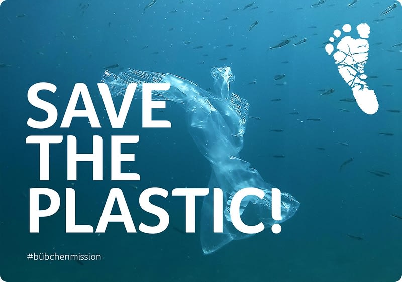 Für weniger Plastik im Meer stehen die Pflegeprodukte von Bübchen.