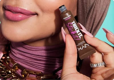 Finde den passenden Augenbrauen Look mit der School of Brows von NYX Professional Makeup