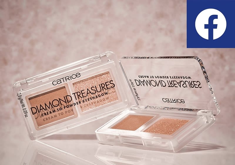 Zwei transparente Plastikverpackungen mit der Aufschrift CATRICE DIAMOND TREASURES CREAM TO POWDER EYESHADOW enthalten jeweils zwei Lidschatten in schimmernden Gold- und Bronzetönen, die Verpackungen sind geöffnet und stehen auf einer hellen Oberfläche, oben rechts ist das Facebook-Logo zu sehen.