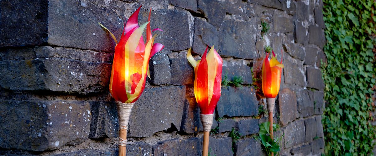 Fackel-Laterne auf PET-Flaschen