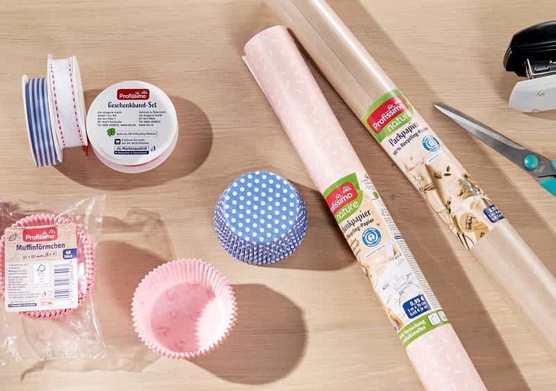 Fröhliche Geschenkdekoration Schritt 1
