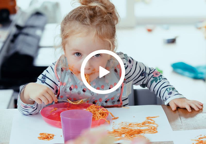 Die PENATEN Klassik Linie ist sanft zur zarten Babyhaut und so vielseitig wie ein Tag mit Ihrem Baby.