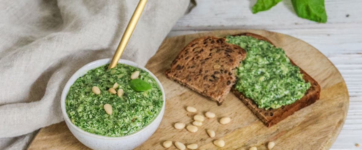 Veganes Basilikumpesto
