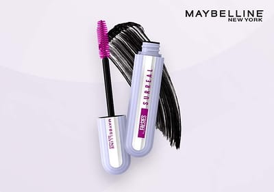 Die Falsies Surreal Extensions Mascara von Maybelline New York verhilft Dir zu einem Look wie nach der Wimpernverlängerung.