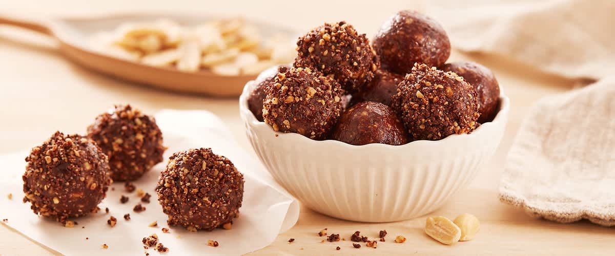 Erdnuss-Schoko-Energyballs