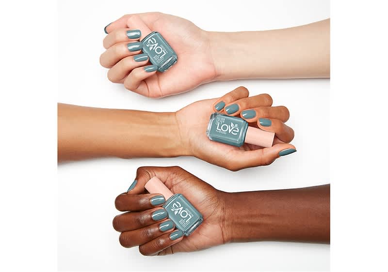 Entdecke LOVE by essie in Pastell
