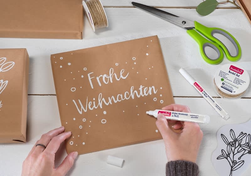 DIY Geschenkverpackung Bild Bemalen
