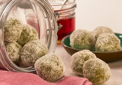 Vegane Matcha-Bites