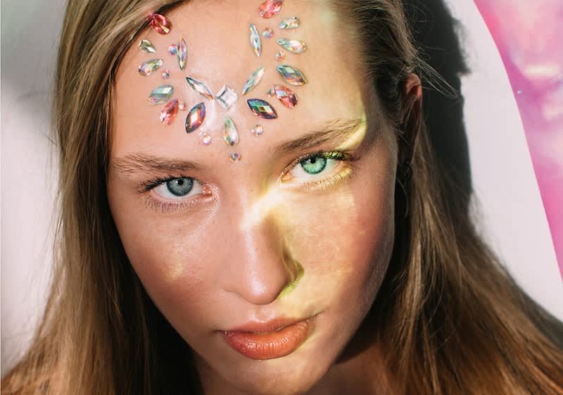 Glitzersteine Make-up