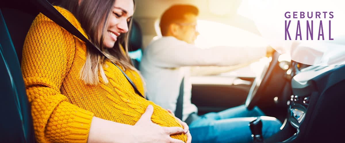 Junge Familie mit Baby