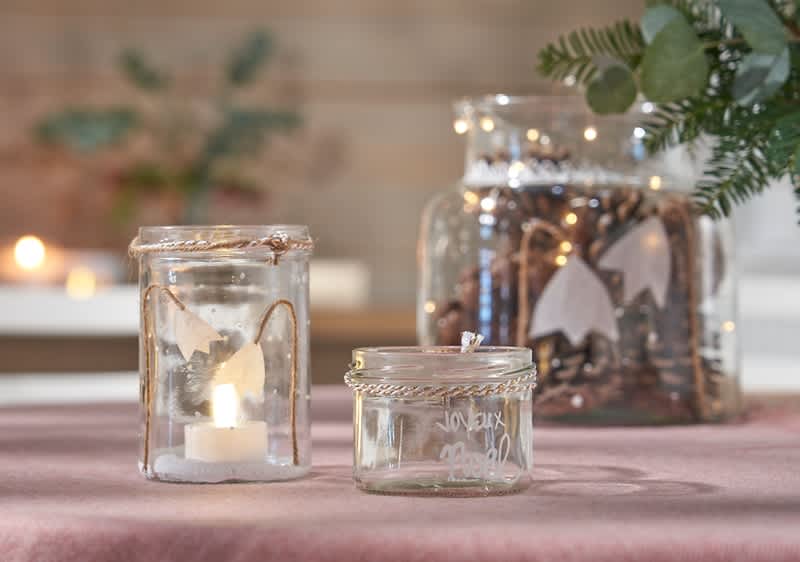 Windlichter verzieren mit Kordel und Backpapier