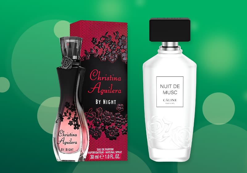 zwei Parfümflaschen und eine Verpackung nebeneinander: links schwarze und rosafarbene Glasflasche mit schwarzem Blütendekor und schwarzer Verpackung mit rotem Schriftzug „Christina Aguilera BY NIGHT“; rechts weiße Flasche mit schwarzem Verschluss und Aufdruck „NUIT DE MUSC CÂLINE PARFUM“