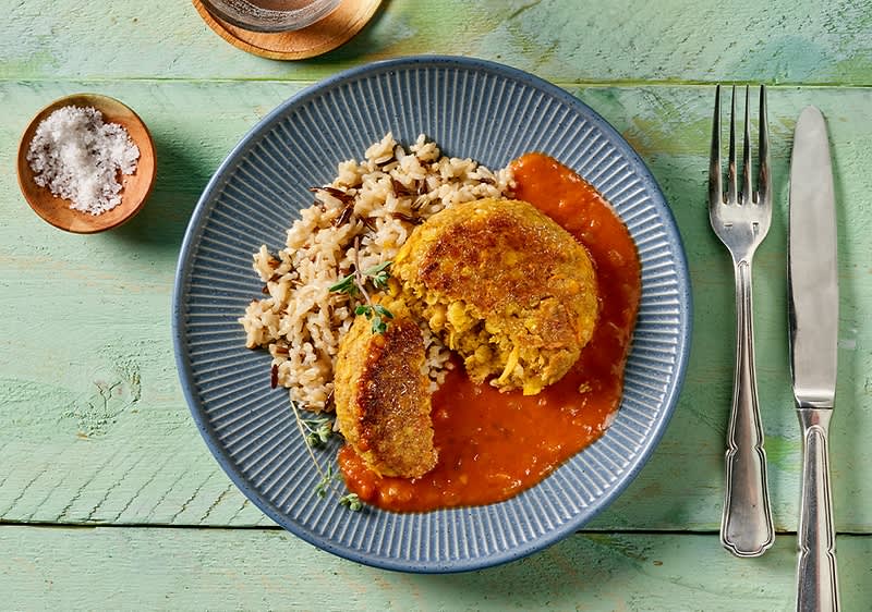 Haferflocken-Bratlinge mit Gemüse und Reis