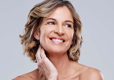 Reife Haut optimal versorgen: Von Anti-Aging bis Sonnenschutz