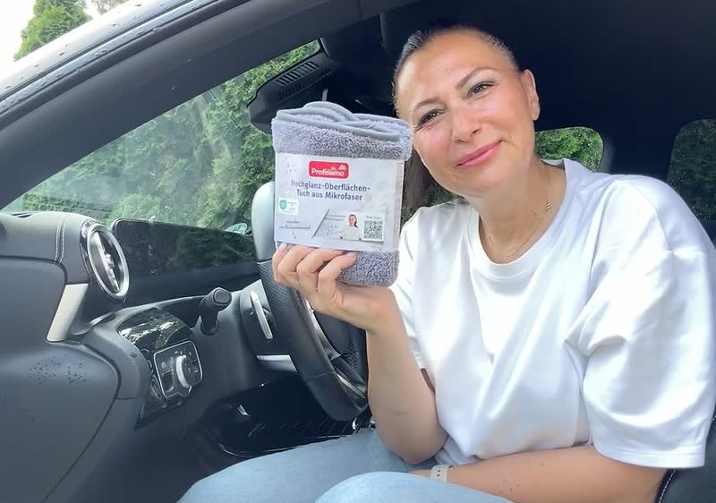 Melike Kazar Video Hochglanz