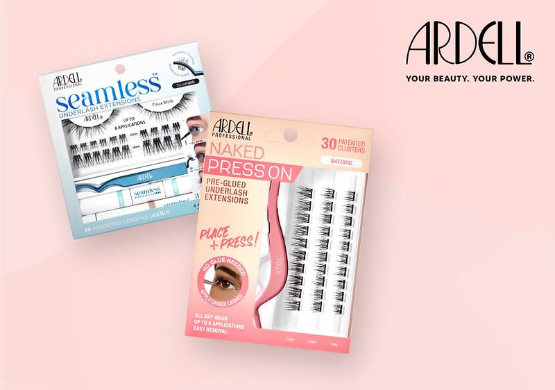 Zwei Packungen künstlicher Wimpern