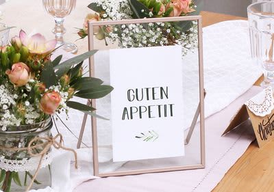 Goldener Bilderrahmen mit Bild & Text „Guten Appetit“