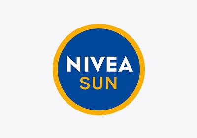 NIVEA SUN Logo auf weißem Hintergrund