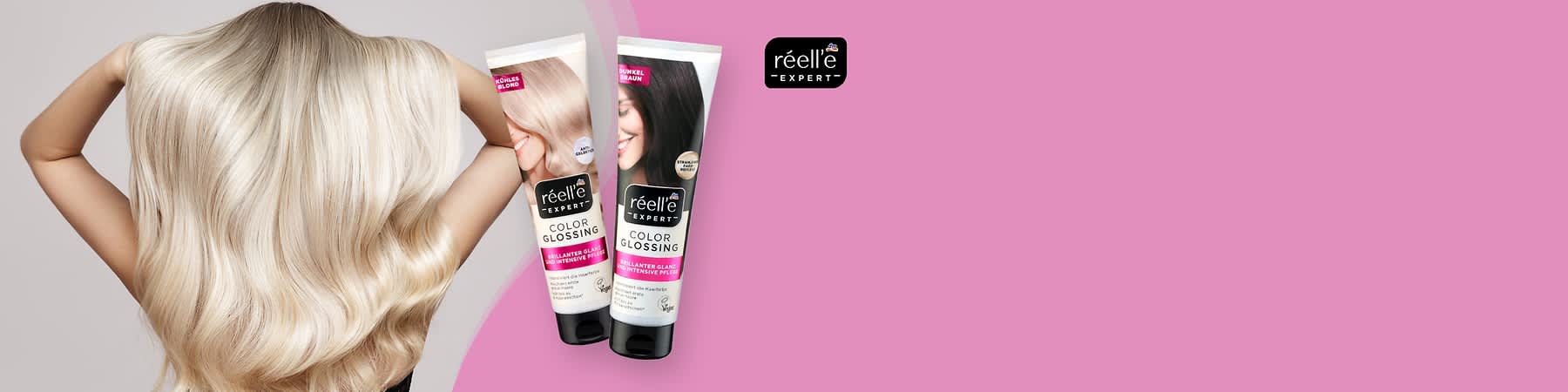 Zwei Tuben der Marke Réell'e Expert mit der Aufschrift „Color Glossing“ vor einem rosa Hintergrund. Links eine blonde Frau, rechts eine brünette Frau.