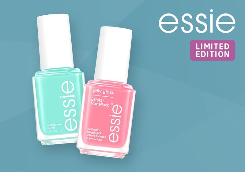 Zwei Essie-Nagellackflaschen auf grünem Hintergrund mit einem Schriftzug "Limited Edition"