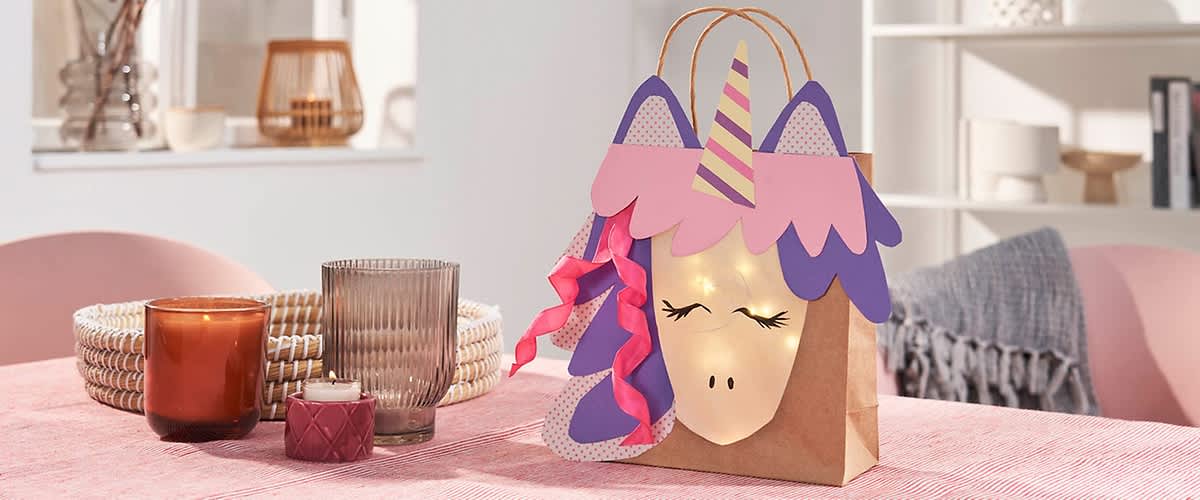 Einhorn-Laterne basteln: eine bezaubernde Bastelidee für den Herbst